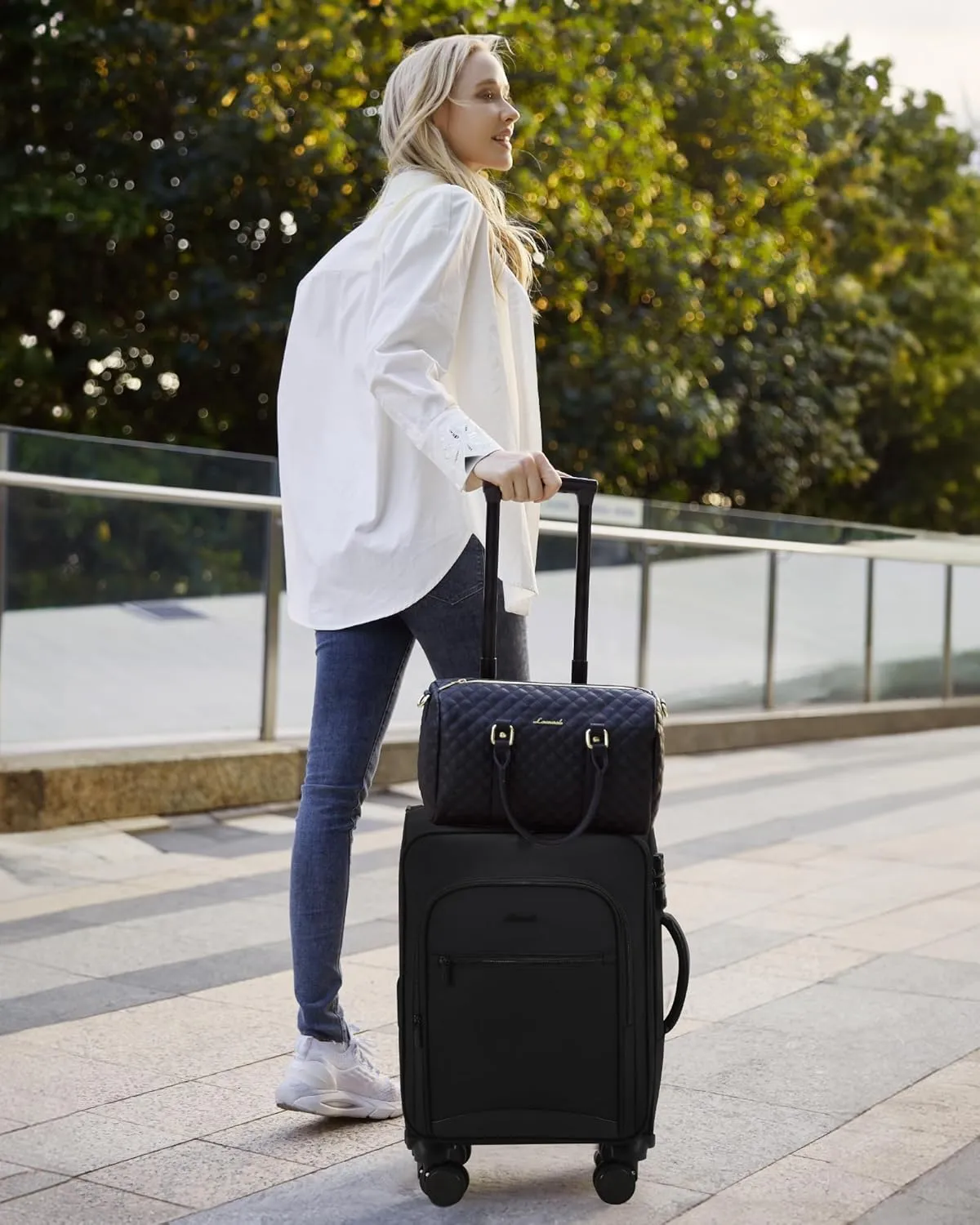 LOVEVOOK Carry On Luggage 22x14x9 Airline Approved, 20 Inch Softside Suitcases with Wheels, Lightweight Spinner Carry on Suitcase with TSA Lock, Water-Resistant Large Capacity Luggage for Travel